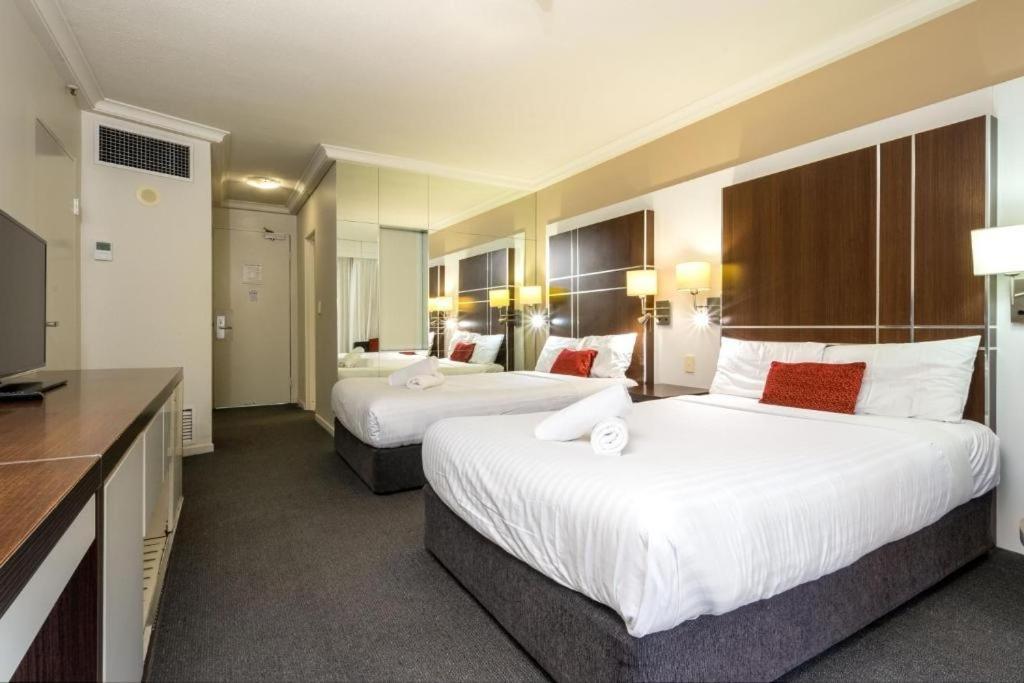Close To Everything! Beautiful Hotel Studio'S, Sleeps 4 Gold Coast Exterior foto